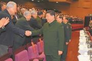 中央军委举行慰问驻京部队老干部迎新春文艺演出