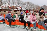 河北秦皇岛：趣味冰雪游 乐享欢乐假期
