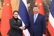 习近平同文莱苏丹哈桑纳尔会谈