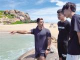 休假中的民警纵身入海，从暗流中救回落水者