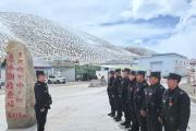 这个嘴唇“色号”，是这里民警辅警的标配