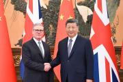 习近平会见英国首相斯塔默