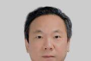 山东省济南市政府原党组成员、副市长谢堃被