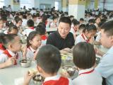 从“开学第一餐”到校园每一餐