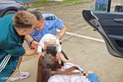 怀中婴儿剧烈呛奶，家长焦急呼救，派出所民警这个动作化险为夷！