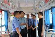公交车“开口”报站